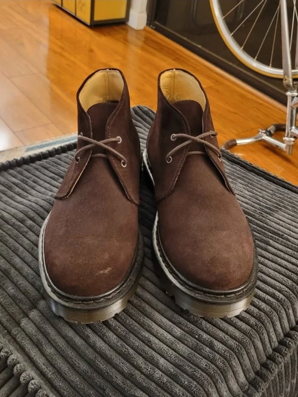 A.P.C. Men's Brown Suede Chukka Desert Boots Made In Portugal